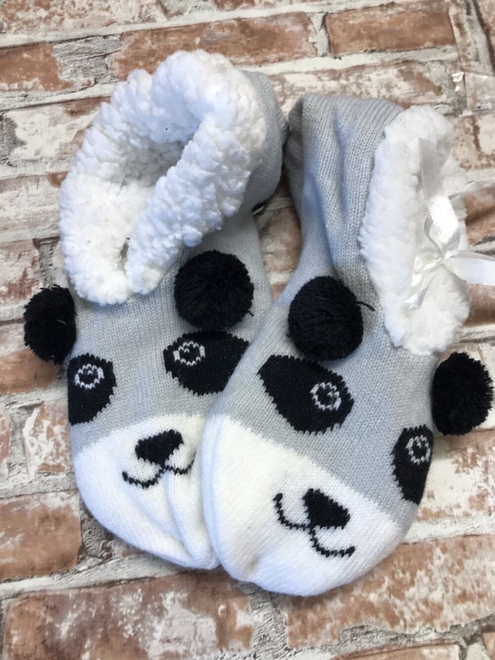 NWT Charles Albert New York Fur Panda Slippers socks Gray & white Sz M/L 8-10